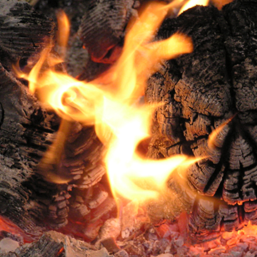 Feuerbestattung bei Bestattung Parringer aus Deggendorf - Feuerflammen